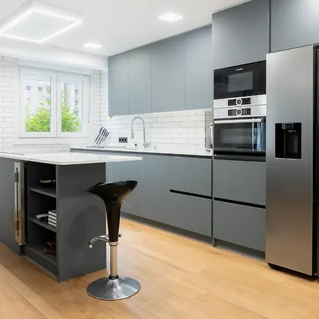 Modern & Cozy Flat With Tennis Court Appartement Zarautz